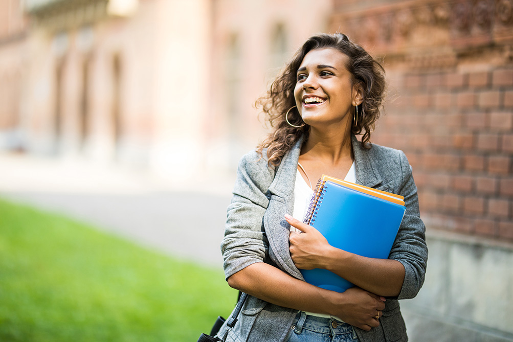 Helping Students Thrive - Student Banking